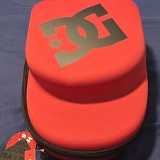 DC Shoes Hard Shell Bag Red Black Zip Buckle Solid Nylon Strap Men Top Handle