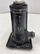 Jeep Wrangler Yj Bottle Jack 1-43982 Working Vintage Jeep Wrangler Yj Bottle Jack 1-43982 Working Vintage