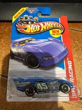 2013 Hot Wheels HW Racing Maximum Leeway #125 Blue