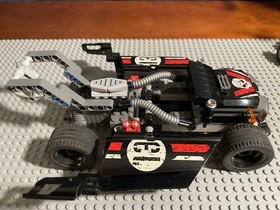 LEGO Racers: Tow Trasher (8140) and Phantom Crasher (8138) Complete Sets