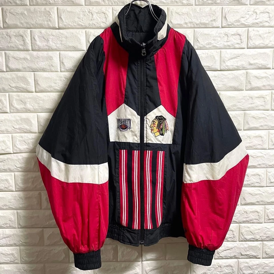 PRO PLAYER Chicago Blackhawks Reversible Jacket XL - Image 2 of 4