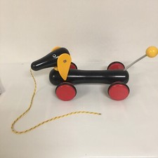 BRIO WOODEN DACHSHUND DOG PULL TOY RED BLACK YELLOW TODDLER PRESCHOOL 30332