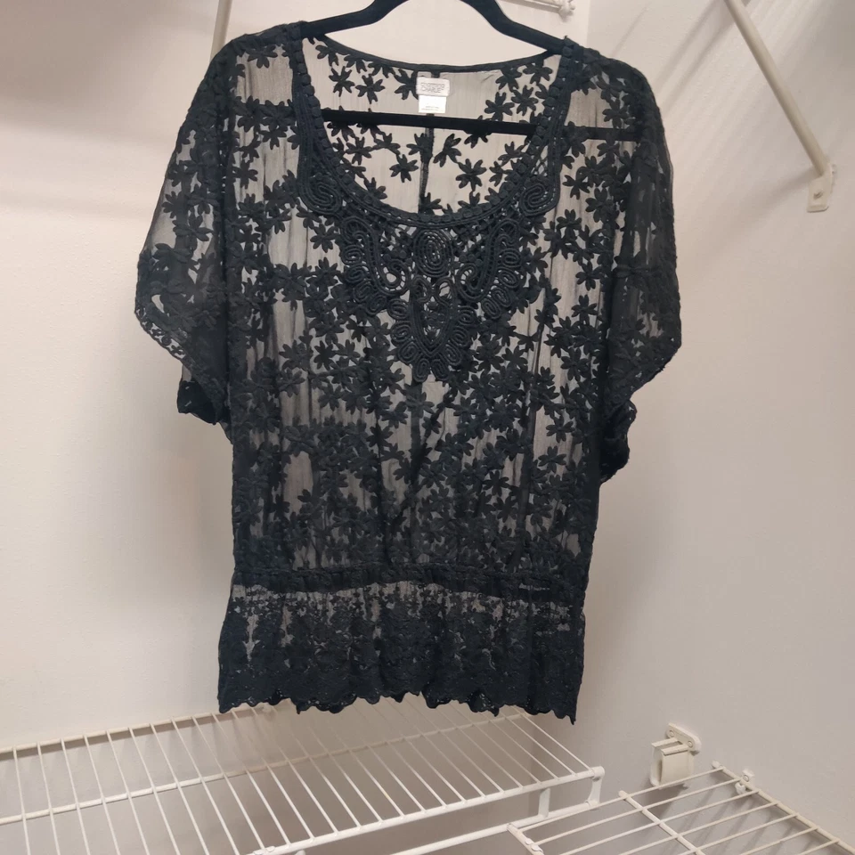 Charming Charlie Top Pullover Black Embroidered Shear Black Timeless Sz L - Image 2 of 4