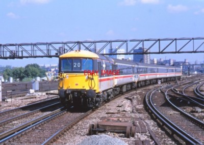 PHOTO  CLASS 73 LOCOAT  CLAPHAM JNC  GAT EEXPRESS  1989