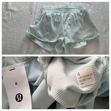 Lululemon Hotty Hot High-Rise Lined Short 2.5 Delicate Pale Green LW7DE5S Sz 4