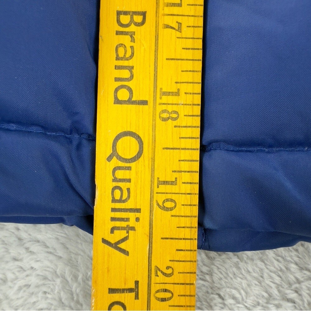 Picture 11 of 16