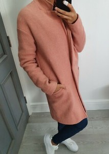 per una pink coat