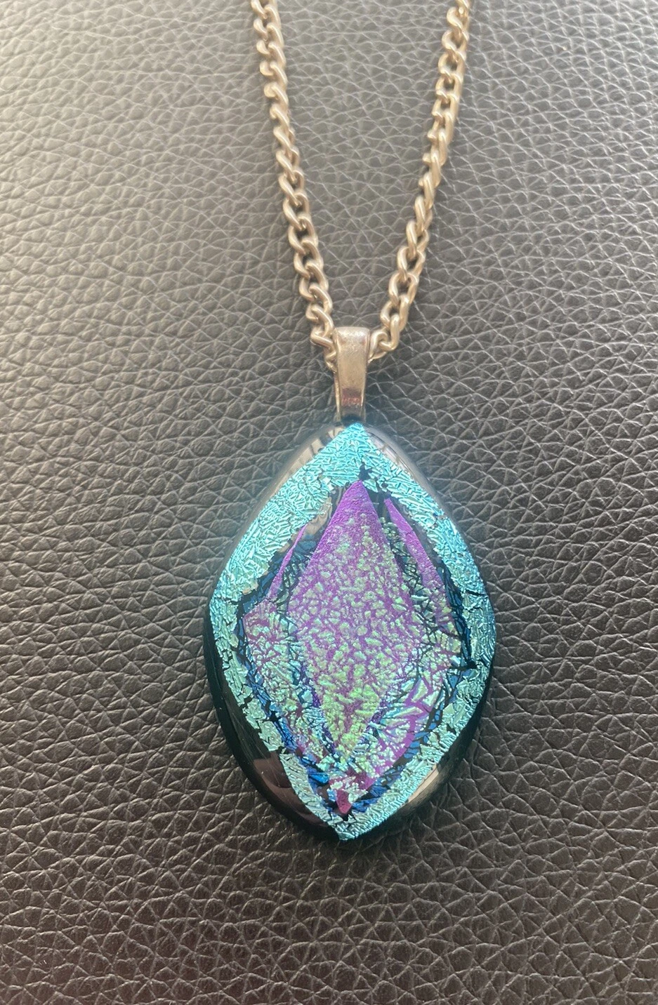 Picture 2 of 4