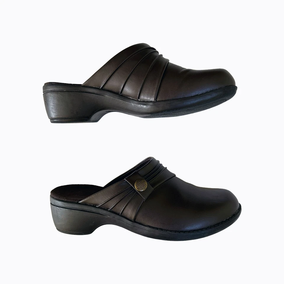 Zuecos sin cordones con botones 7M tacón grueso marrón espresso imitación cuero rústico años 90 Y2K Foto 2 de 4