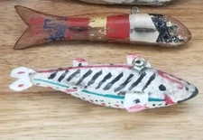 Vintage Fish Decoys Spearing fish Decoy, Lure folk art UNIQUE 5" PAIR