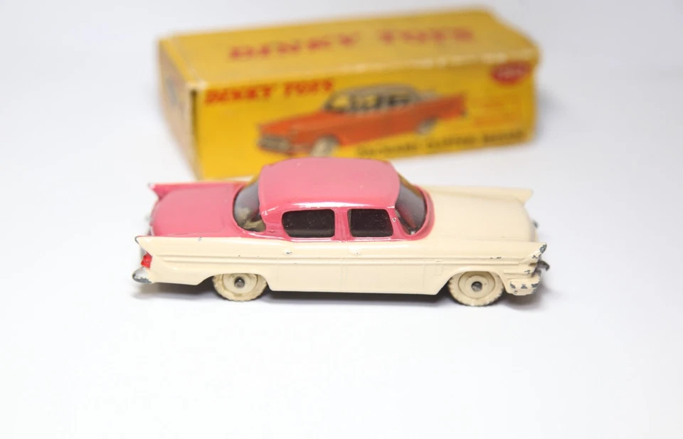 Dinky 180 Packard Clipper Sedán En Caja Original - Bueno Original De Colección Foto 3 de 4