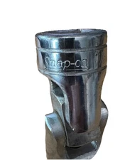 Snap-on 1/2 Inch Drive 11/16 shallow Universal Drive 6point crome Socket Su-38