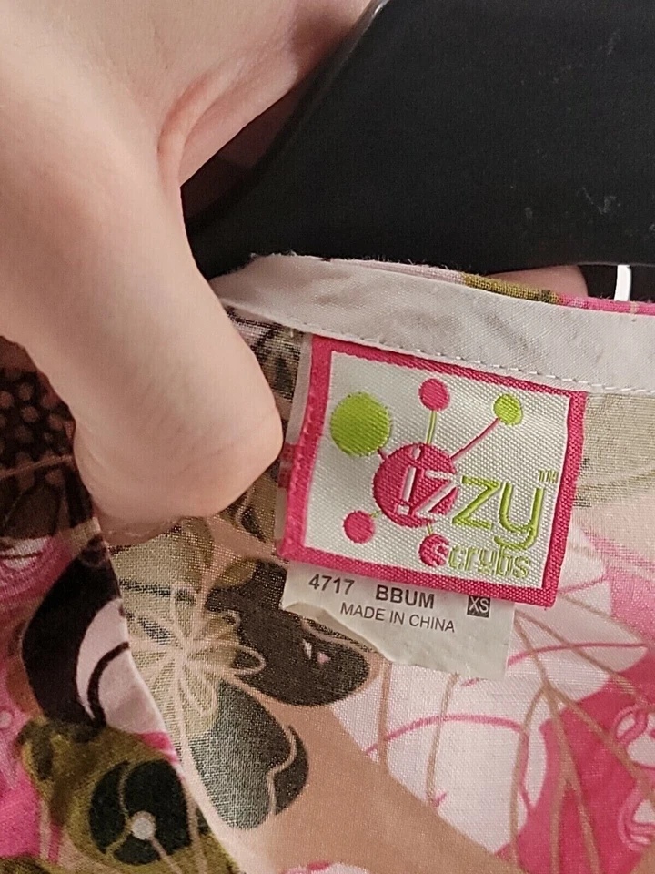 Izzy Scrubs Womens Adult Size XS Multicolor Floral V Neck Pockets Short Sleeves - Image 3 of 4