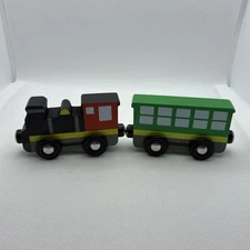 Melissa & Doug Wooden Magnetic Train Toy -  #5186 GH21205