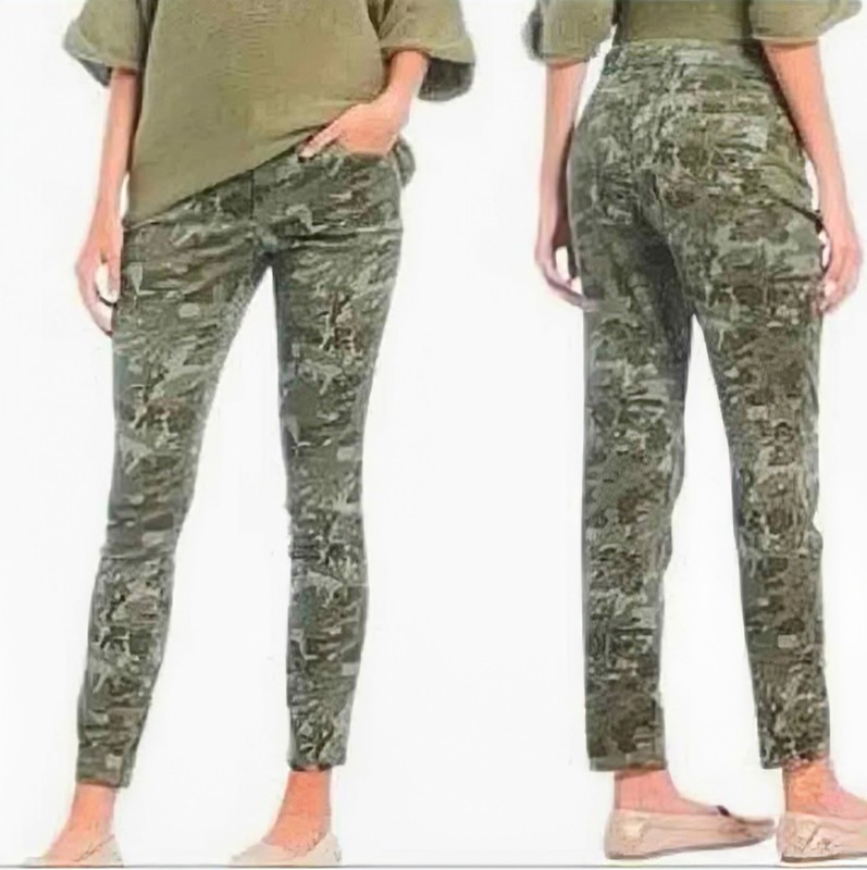 Tommy Bahama Womens Size 8/28 Green Camo Skinny Ankle jeans