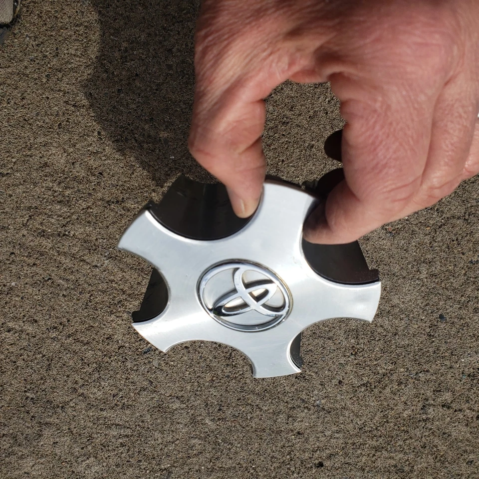 1 центральный колпак колеса от оригинального производителя Toyota Camry Avalon 42603-AA020 97 98 1999 2000 2001 15 дюймов - Изображение 3 из 4