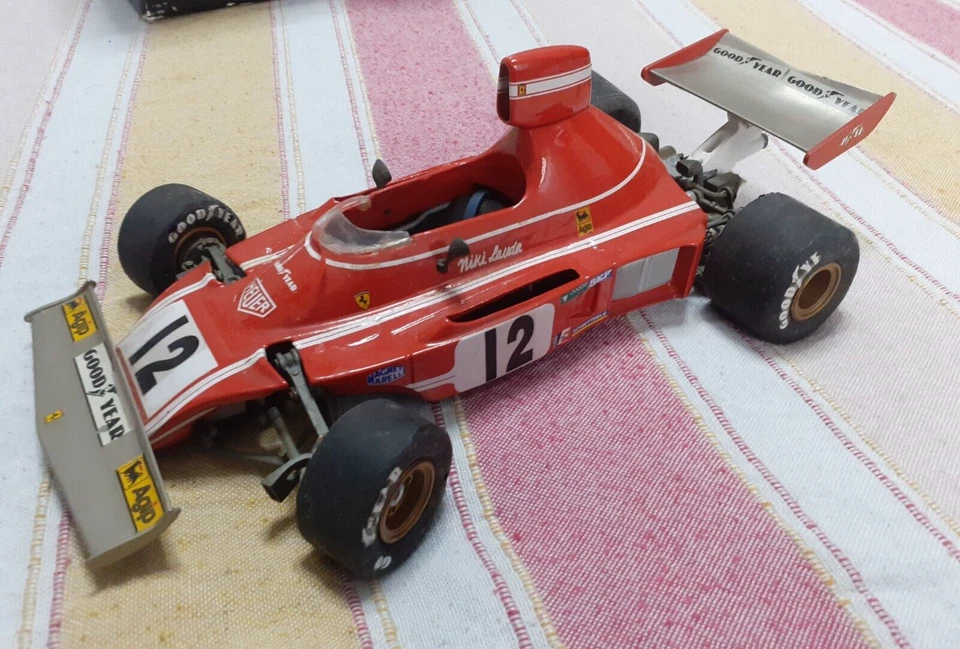 1:18 TWIN CRONO FERRARI 312 B3 74 AUTO DA CORSA F1 NIKI LAUDA ROSSO - Immagine 2 di 4