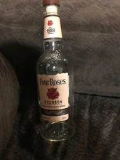 Lot Of 4 FOUR ROSES Bourbon Whiskey 750ml Glass Bottle Empty with Cork
