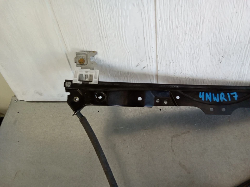 OEM 2004 2014 Nissan Armada Front Passenger Window Regulator W/Motor | EA0724 - Image 4 of 4