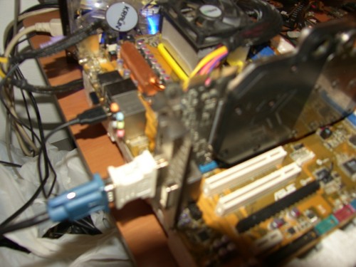 scheda video GAINWARD NVIDIA GTX 570 GLH 1280MB DDR5 320B raffreddamento liquido - Photo 3/12