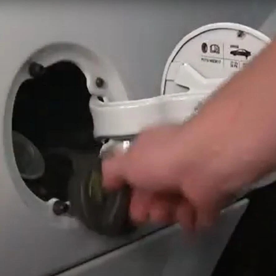 Fuel Tank Gas Filler Cap OEM2304700405 For MERCEDES-BENZ CLA250/45 AMG 2014-2019 - Image 3 of 4