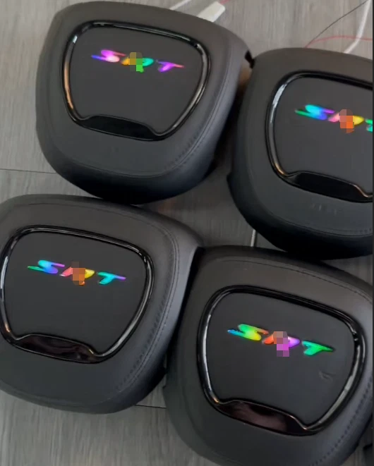 Cubierta Volante para SRT,SRT Cuero Iluminar con App Control Foto 2 de 4