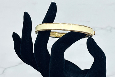 Ciner Bracelet Gold Tone Cream Enamel Hinged Bangle Vintage 6.5''