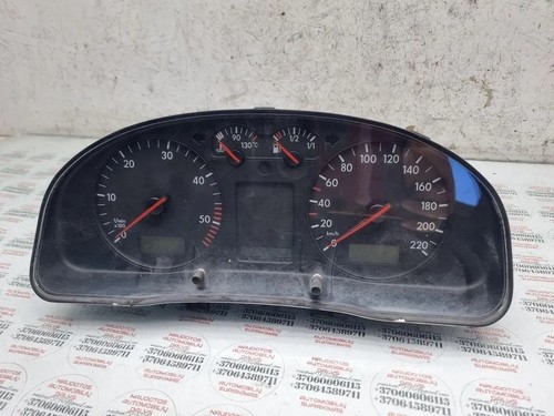 VW PASSAT B5 3B2 Kombiinstrument 3B1919880D 1.90 Diesel 81kw 1998 31476483