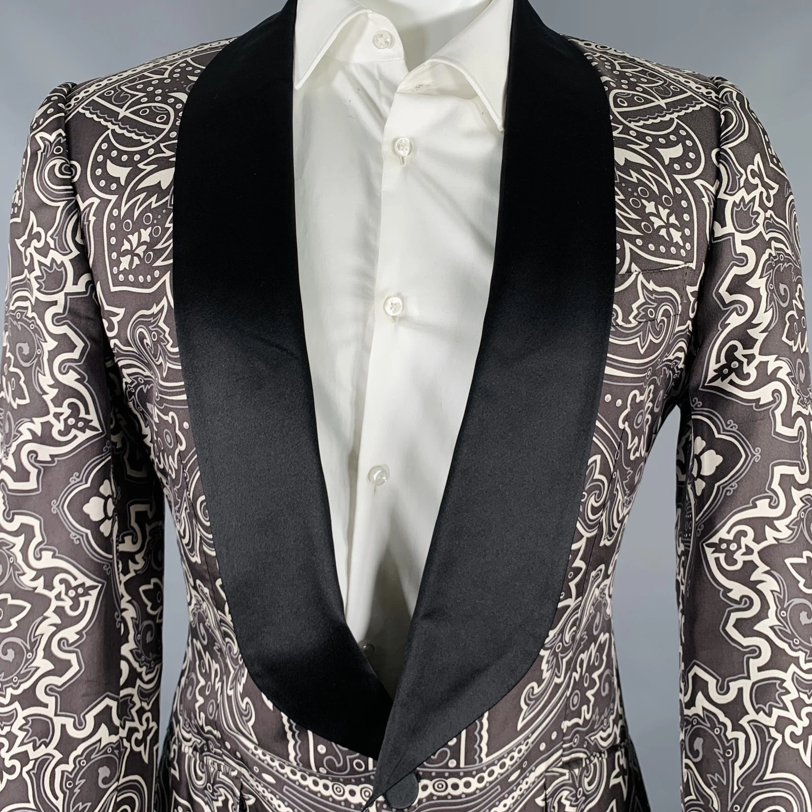 Cappotto sportivo Gucci taglia 38 nero grigio grafica seta