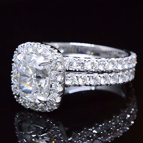 Juego de anillos de compromiso de diamantes con halo de 3,10 quilates totalmente naturales E, VVS2 GIA 18K - Imagen 3 de 5