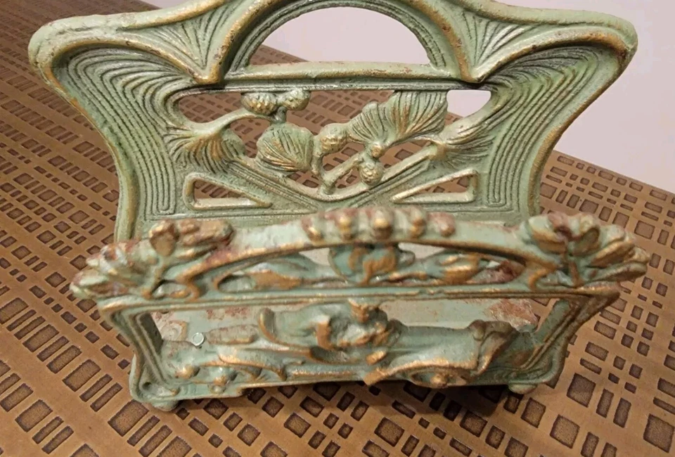 Vintage Art Deco Painted Green Wrought Iron Letter /napkin Holder With Race Car  - Image 2 of 4