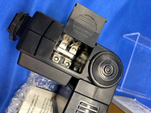 Achiever TZ250 flash multi-dedicated auto thyristor camera flash in original box - Picture 8 of 10