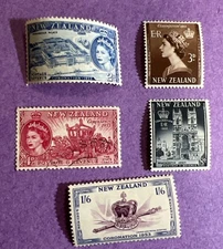 New Zealand 1953 - MH / Used Scott 280-284. Coronation Issue.