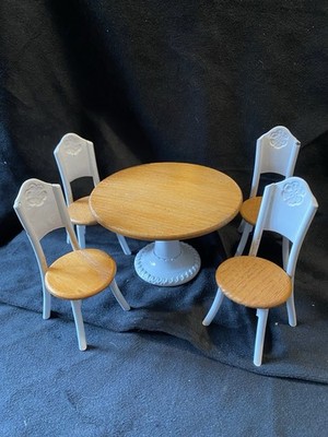 Dora Kuhn Marianne Modelle Tisch Und 4 Stühle Puppenstube Weiß