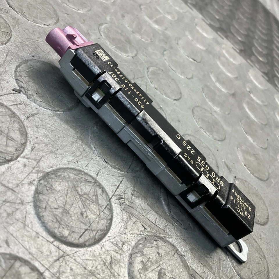 Módulo amplificador/amplificador de antena inferior Audi Q5 2010-2017 OEM Foto 4 de 4