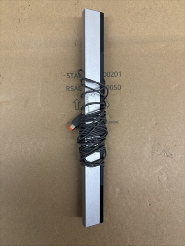 Consola Nintendo Wii Modelo Nº RVL-001 con cables RCA, fuente de alimentación y sensores - Imagen 9 de 11