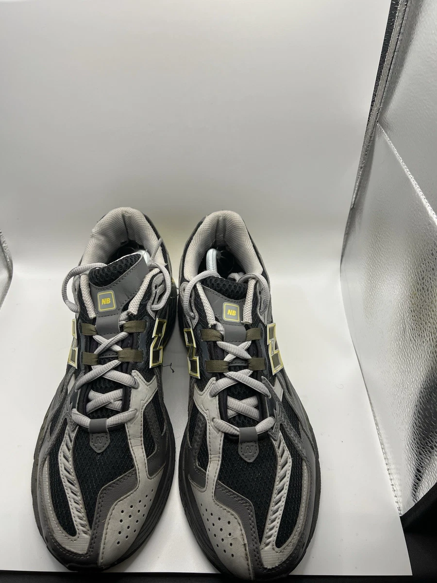 New Balance 1906U Hombre Gris Negro Amarillo Parte Superior Baja Con Cordones Malla Entrenadores