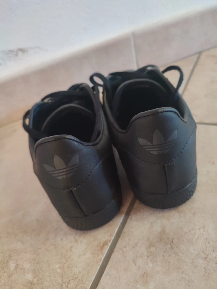 Adidas Gazelle, foto 1 di 4