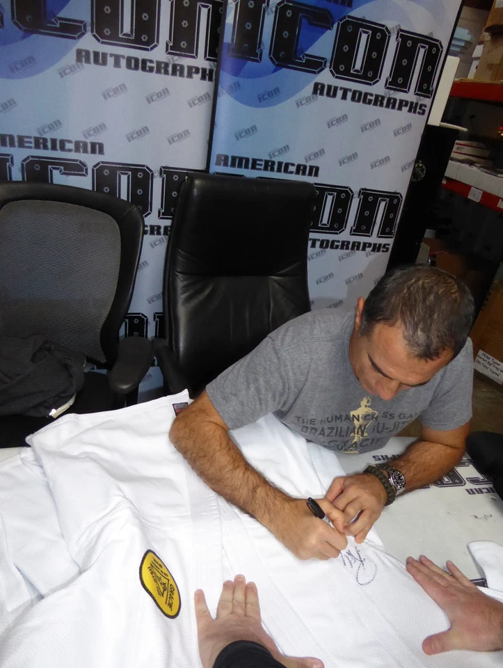 Royler Gracie Signed Official Model Jiu-Jitsu Gi PSA/DNA COA MMA UFC Pride Auto - Image 3 of 4