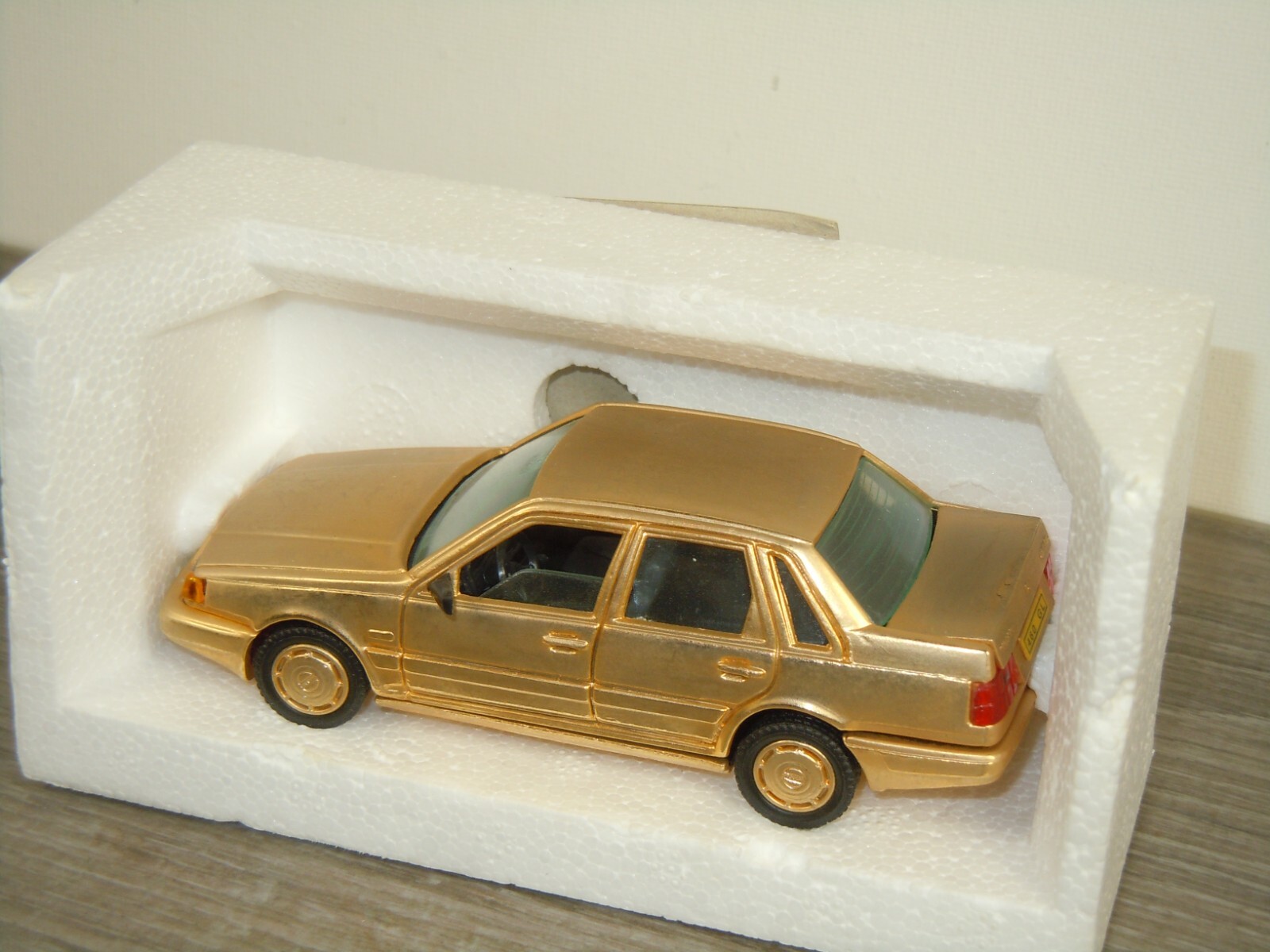 Picture 3 of 5
