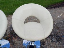 1 Fauteuil Vintage Chrome et Skai Beige Clair