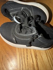 BILLY Footwear Toddler Sz 8 WDR Short Wrap Low Top Sneakers Black White Sole