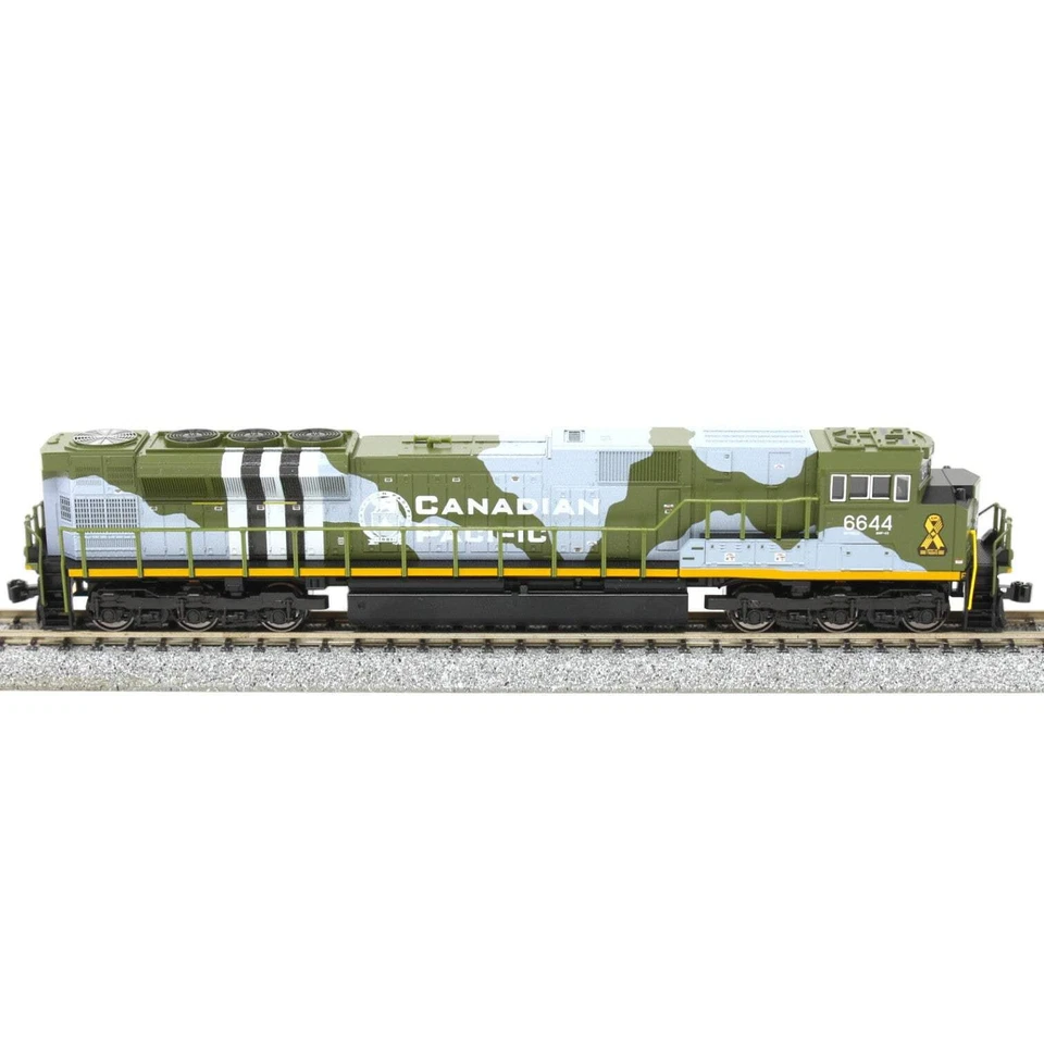 N Kato 176-8540 SD70ACU Diesel Locomotive CP D-Day Camo #6644 - Image 3 of 4