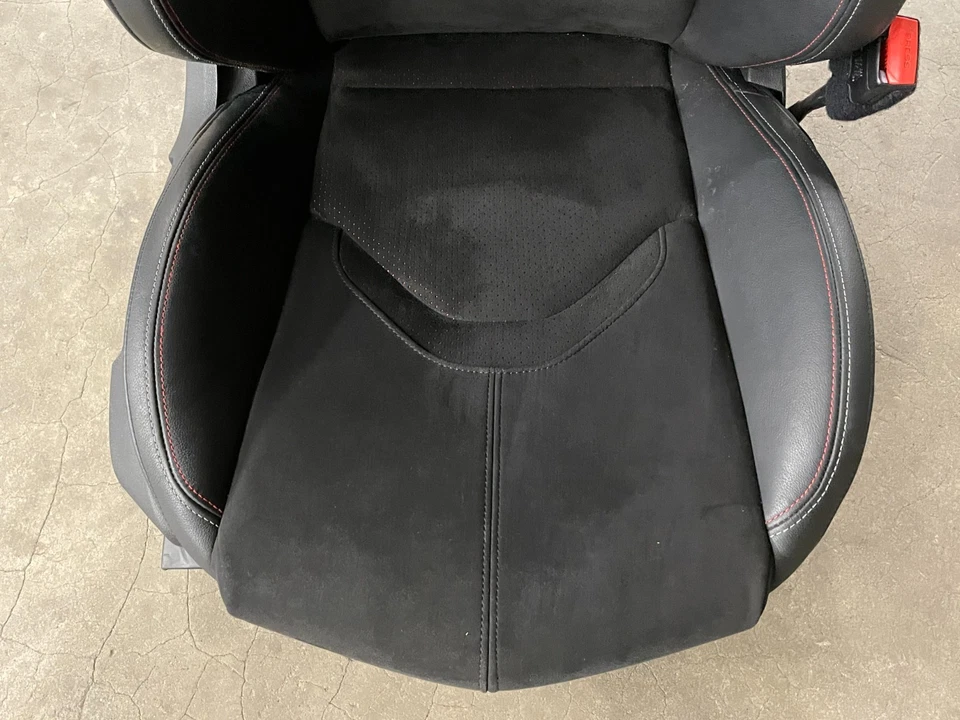 20 21 22 23 Toyota Supra Front Right Passenger Seat Cushion Black 1602 OEM - Image 4 of 4