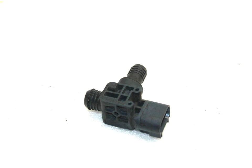 Sensor de presión de refuerzo de freno eléctrico Chevrolet Camaro 2016-2024 OEM 3,6 L Foto 3 de 3