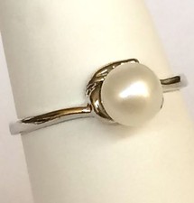 White Freshwater Pearl Cocktail Ring Size 5 6 7 8 Dainty Solitaire Silver Plated