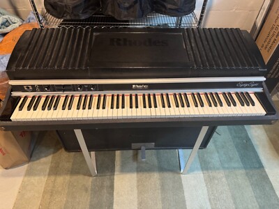 【送料込み】Rhodes Mk.II Suitcase 73鍵 木製鍵盤 1980 Rhodes Suitcase 73 Mk II Vintage Electric Piano w/ Janus