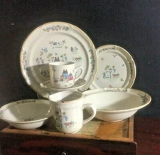 International China Heartland Stoneware Japan Plate, Bowl or Cup Sold by Piece