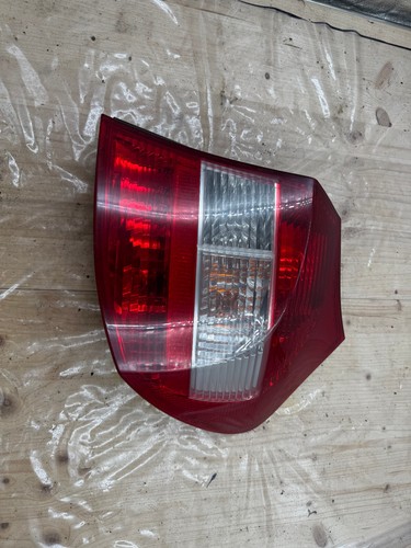1er BMW Rücklicht rechts Teilenummer: 6324502-12