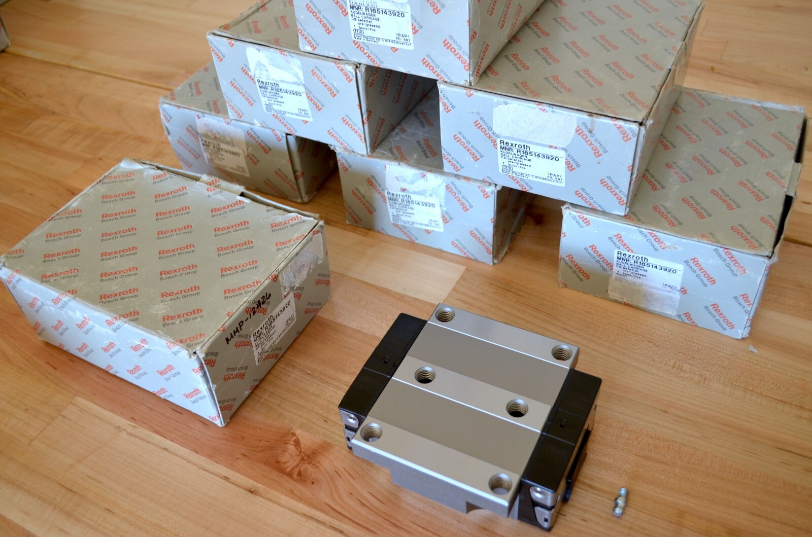 NEW Rexroth R1651-439-20 Size45 Linear 'Ball' Rail Bearing Runner Block Carriage